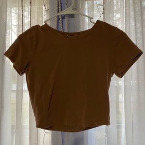 brown short sleeve crop top